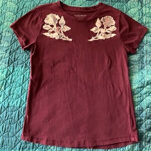 Lucky Brand Women's T-Shirt with Stitched On Flowers